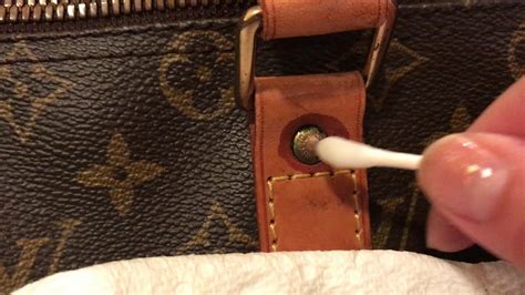 louis vuitton hardware scratch removal